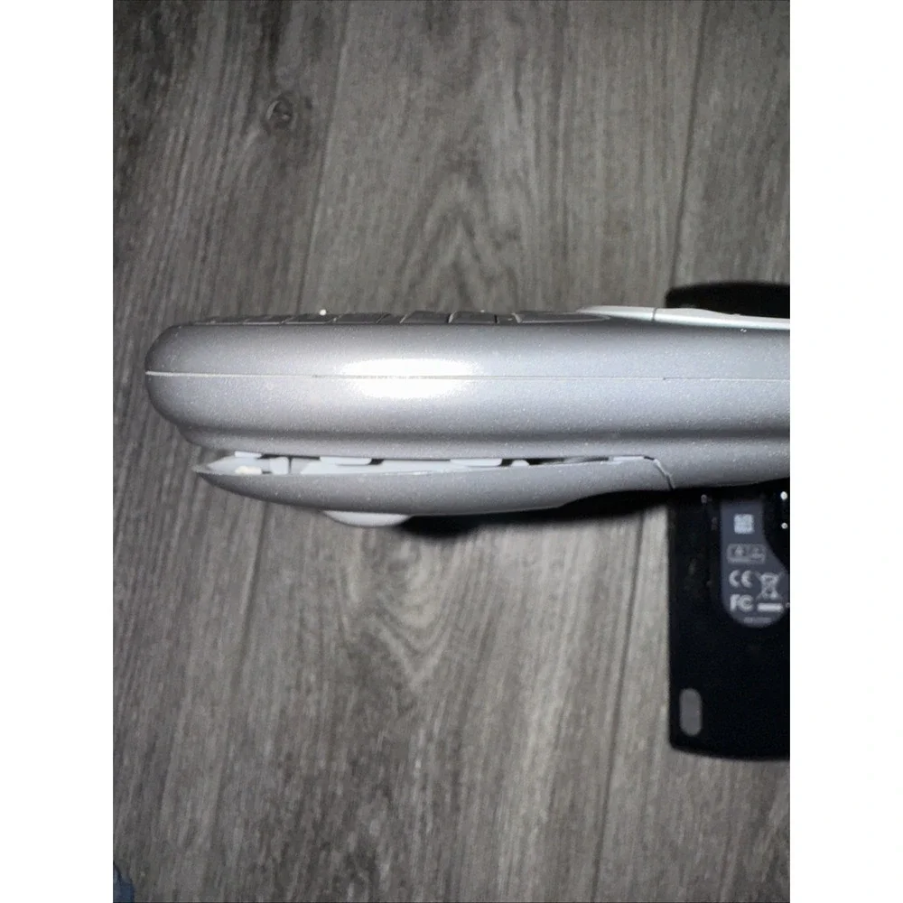 Logitech Harmony 890 R-RG7 Universal Remote Control (Parts Only Read Description